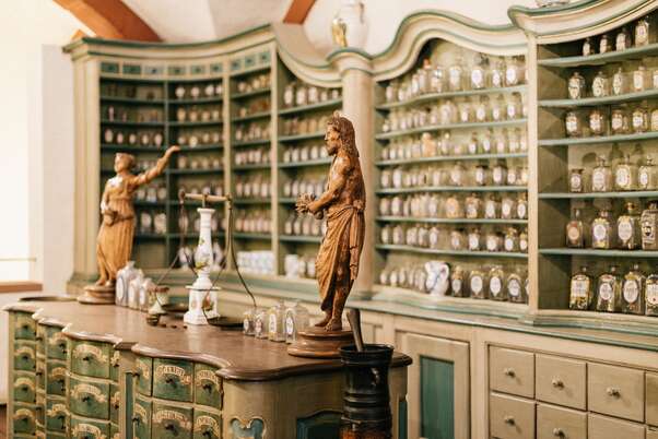 wallpaper-apotheke.jpg