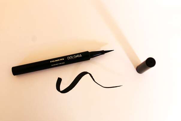 Eyeliner 40 Schwarz, A-Nr.: 8034263 - 01